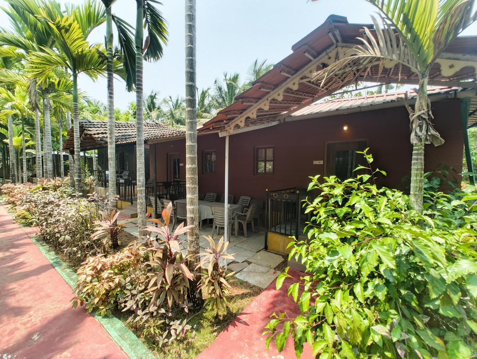 Go Green Spice & Eco Resort Cavelossim Eksteriør bilde
